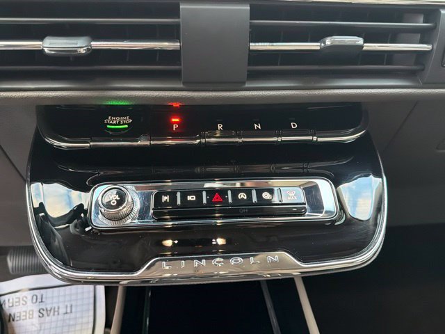 Used 2023 Lincoln Corsair Reserve w/ Equipment Group 201A AWD/4WD image 18