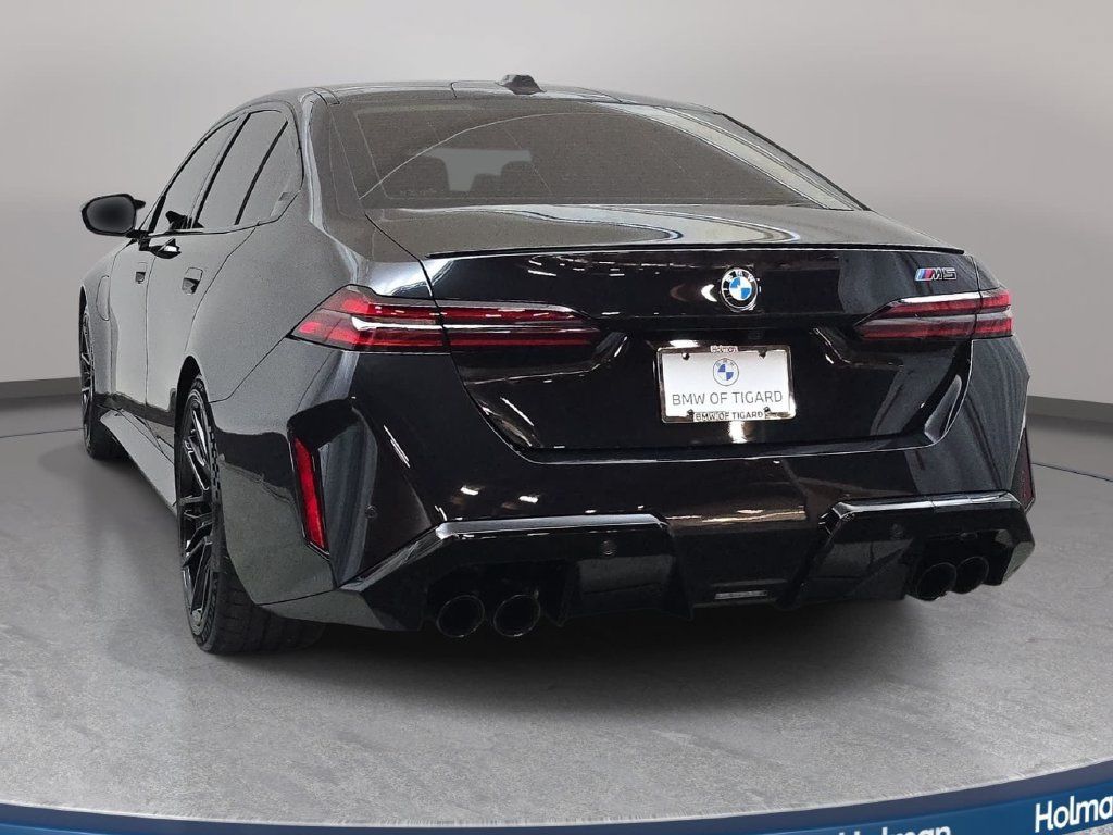Used 2026 BMW M5 w/ Executive Package AWD/4WD image 7