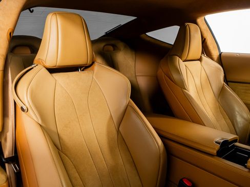 Used 2018 Lexus LC 500 Coupe image 29