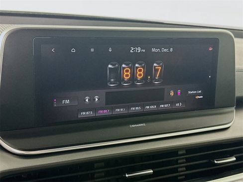 Used 2022 Kia Telluride S image 17