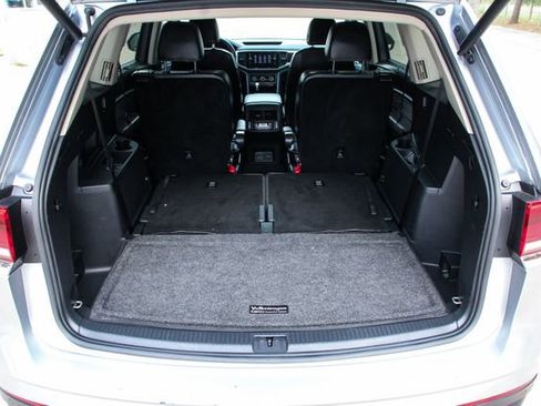 Used 2022 Volkswagen Atlas SE w/ Panoramic Sunroof Package image 41