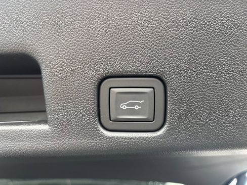 New 2026 Chevrolet Traverse LT w/ Driver Confidence Package image 7