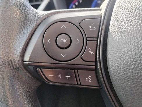 Used 2022 Toyota Corolla LE image 14