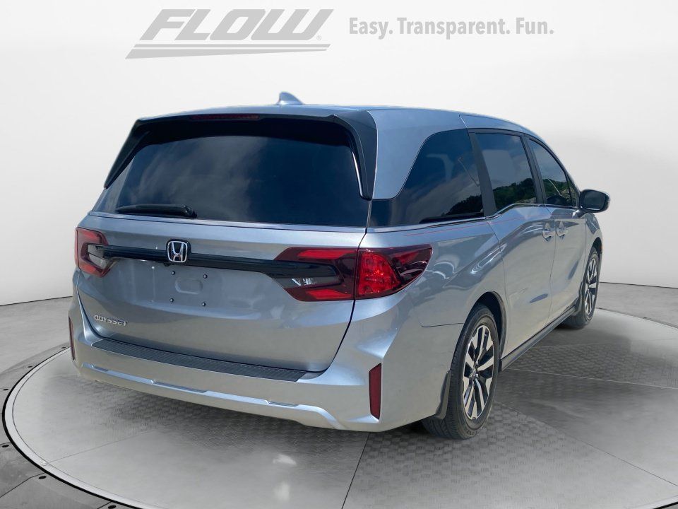 Certified 2026 Honda Odyssey EX-L image 9