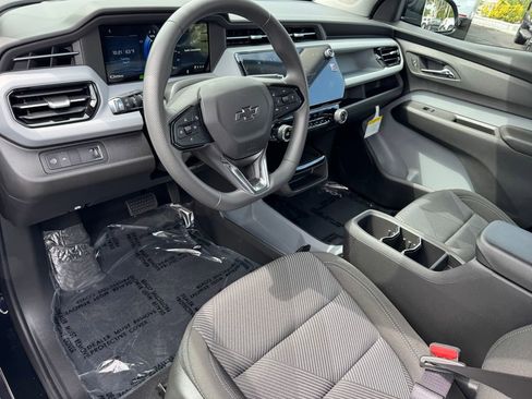 New 2027 Chevrolet Bolt LT FWD image 13