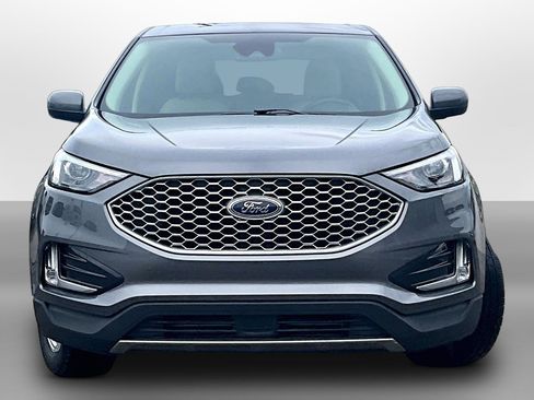 Used 2024 Ford Edge SEL w/ Convenience Package image 3
