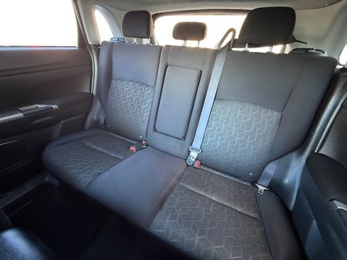 Used 2020 Mitsubishi Outlander Sport SE image 11