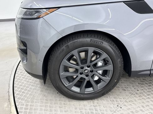 New 2025 Land Rover Range Rover Sport image 11