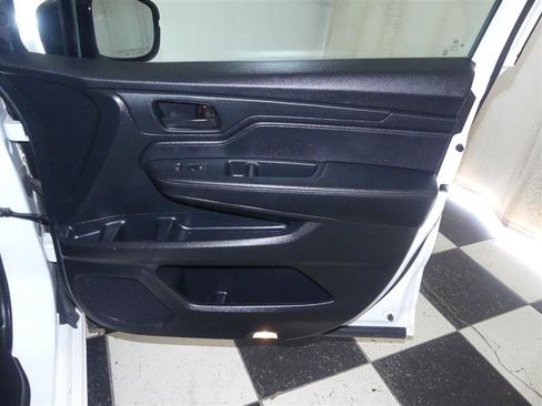 Used 2023 Honda Odyssey Sport image 25