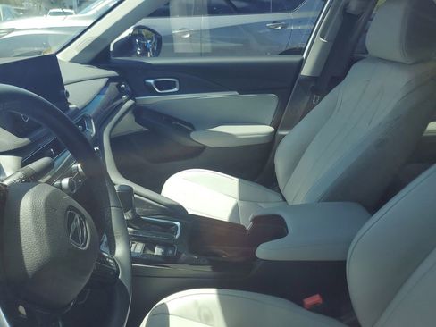 Used 2023 Acura Integra image 4