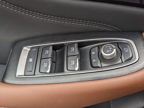 Used 2025 Subaru Outback Touring AWD/4WD image 16