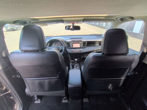 Used 2014 Toyota RAV4 Limited image 21