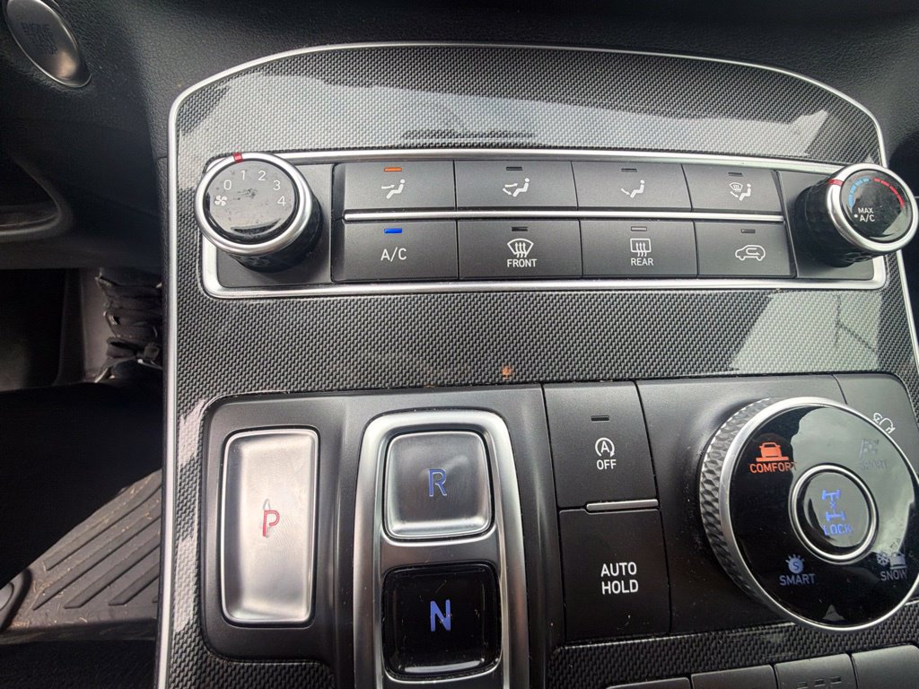 Used 2021 Hyundai Santa Fe SEL AWD/4WD image 18