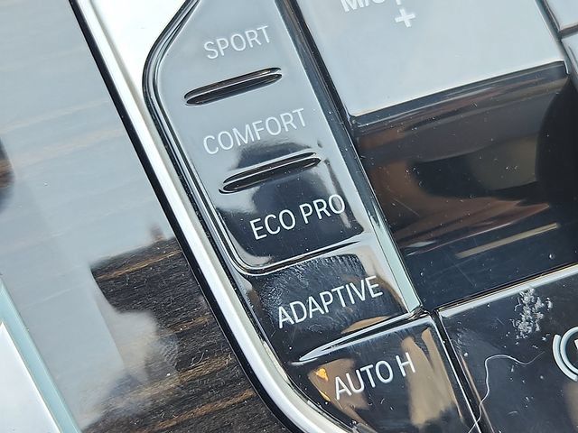 Used 2020 BMW X5 xDrive40i w/ Executive Package AWD/4WD image 24