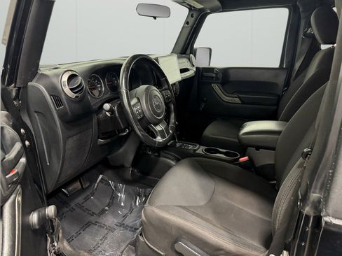 Used 2015 Jeep Wrangler Sport w/ Connectivity Group image 16