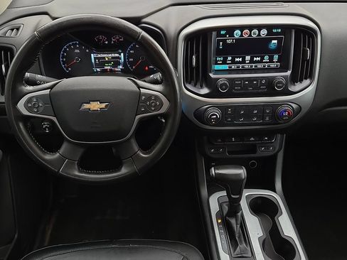 Used 2017 Chevrolet Colorado LT w/ Luxury Package, Chrome AWD/4WD image 9