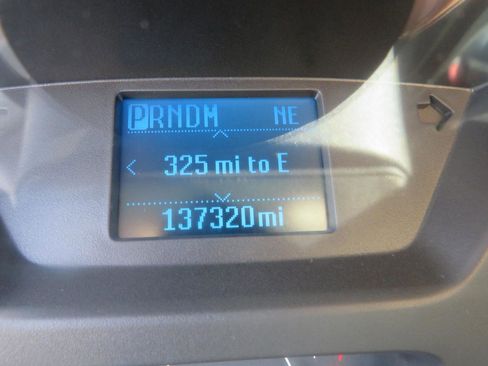 Used 2019 Ford Transit 250 148 Medium Roof RWD image 14