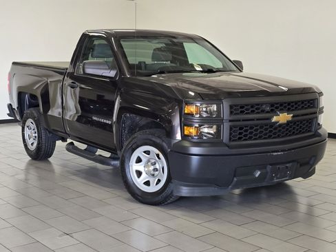 Used 2015 Chevrolet Silverado 1500 W/T w/ WT Convenience Package RWD image 2