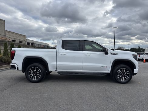 New 2026 GMC Sierra 1500 AT4 w/ AT4 Premium Package image 11