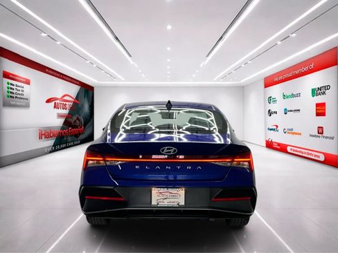 Used 2025 Hyundai Elantra SEL FWD image 6