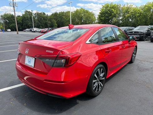 Certified 2023 Honda Civic EX image 5