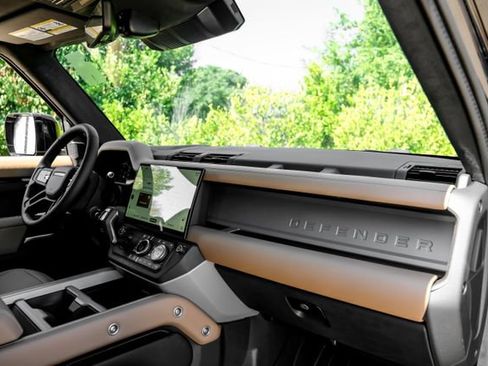 New 2026 Land Rover Defender 110 X AWD/4WD image 15