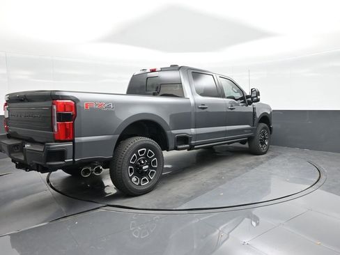New 2026 Ford F250 Platinum w/ FX4 Off-Road Package image 8