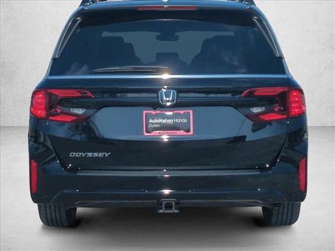 New 2026 Honda Odyssey EX-L image 8