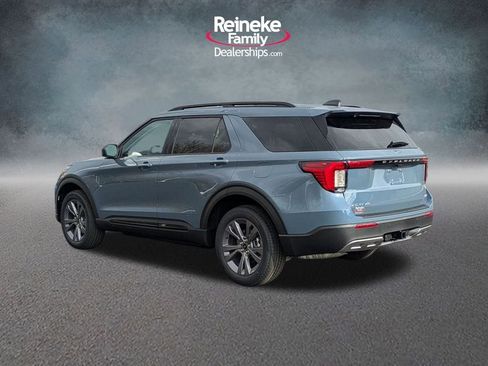 New 2026 Ford Explorer Active w/ Active Comfort Package image 8