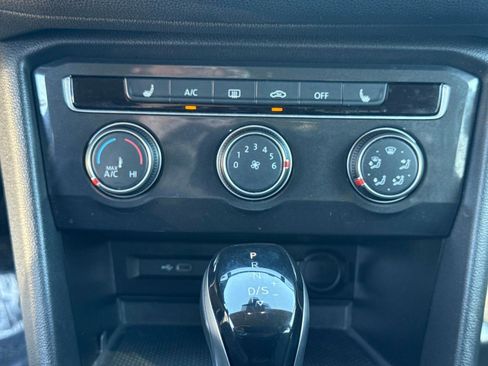 Used 2024 Volkswagen Tiguan Wolfsburg Edition image 28