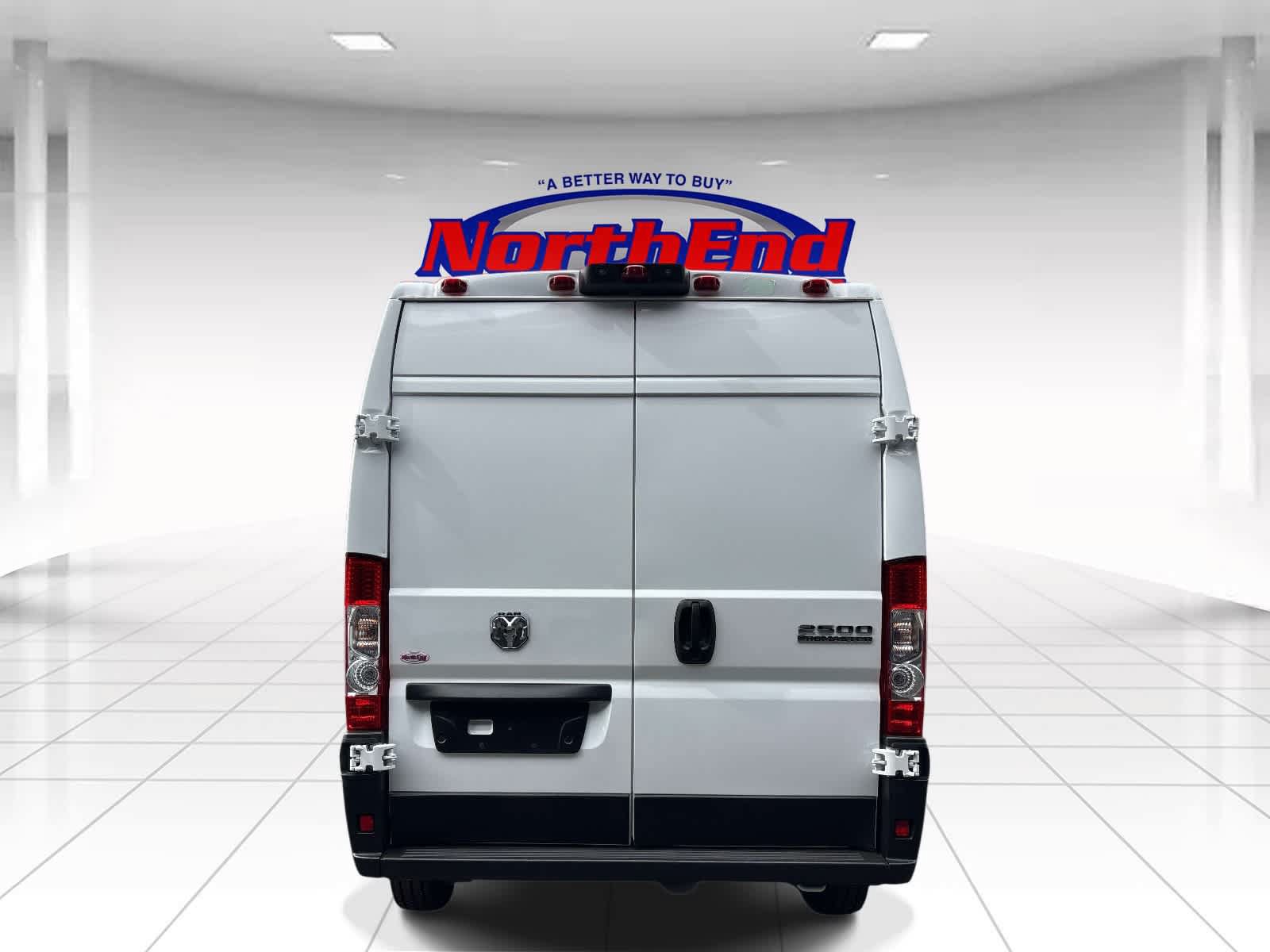 Used 2026 RAM ProMaster 2500 w/ Convenience Group FWD image 4