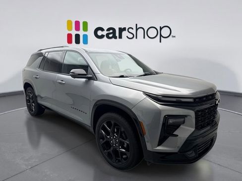 Used 2024 Chevrolet Traverse RS w/ LPO, Floor Liner Package image 7