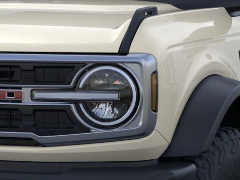New 2026 Ford Bronco Outer Banks w/ Sasquatch Package image 20