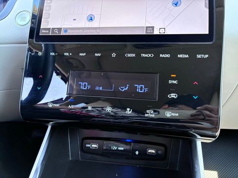 Used 2023 Hyundai Tucson Limited w/ Cargo Package image 34