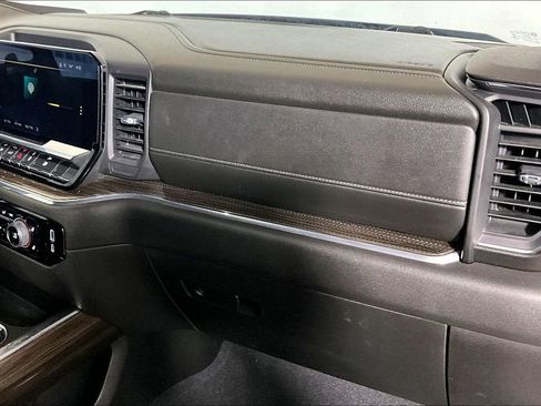 Used 2023 Chevrolet Silverado 1500 RST w/ Convenience Package II AWD/4WD image 12