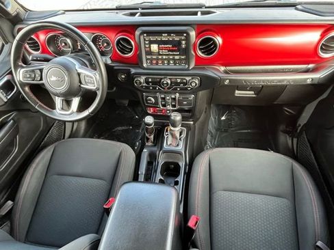 Used 2019 Jeep Wrangler Unlimited Rubicon image 32