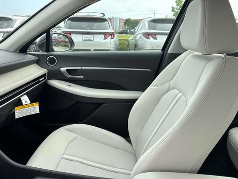 New 2026 Hyundai Sonata Blue FWD image 19