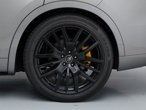 Certified 2022 Maserati Levante GT AWD/4WD image 19