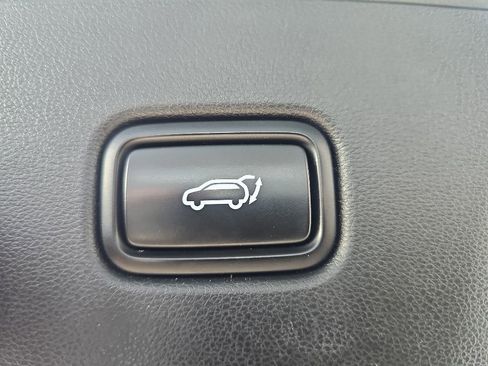 Certified 2024 Hyundai Tucson Limited AWD/4WD image 39