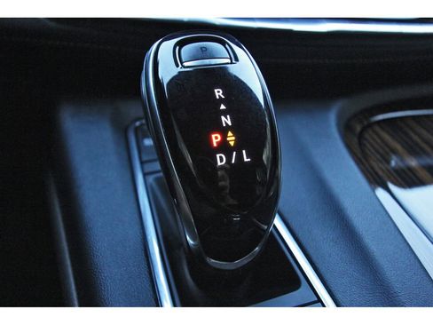 Certified 2024 Cadillac Escalade Luxury image 25