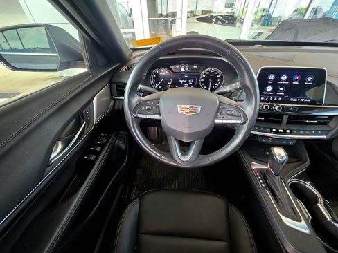 Used 2025 Cadillac CT4 Luxury AWD/4WD image 14