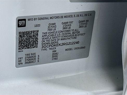 Used 2024 Chevrolet Silverado 1500 LT image 12