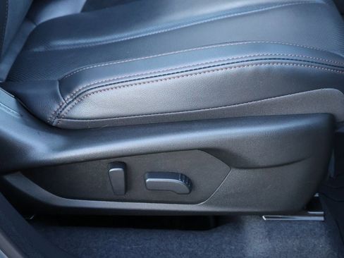 Used 2025 Subaru Forester Touring image 11