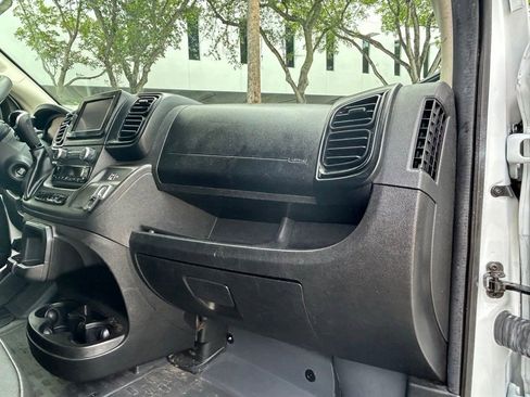 Used 2023 RAM ProMaster 2500 FWD image 28