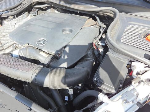 Used 2022 Mercedes-Benz GLE 350 4MATIC w/ Premium Package image 28