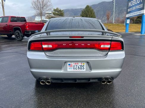 Used 2014 Dodge Charger R/T image 12