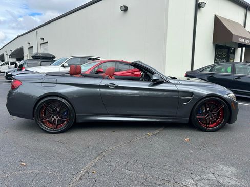 Used 2015 BMW M4 Convertible image 15