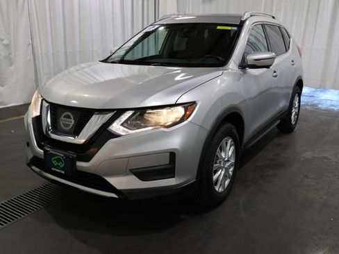 Used 2017 Nissan Rogue SV w/ SV Premium Package AWD/4WD image 25