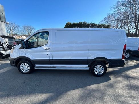 Certified 2025 Ford Transit 250 Low Roof w/ Exterior Upgrade Package image 4