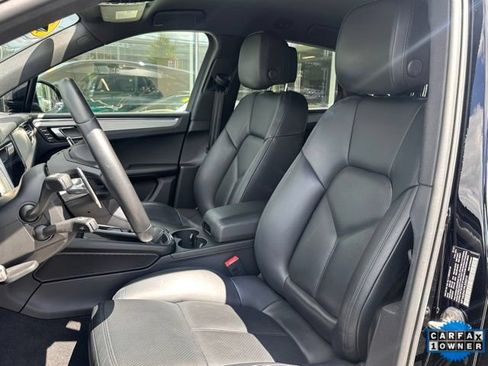 Used 2023 Porsche Macan S w/ Premium Package AWD/4WD image 12